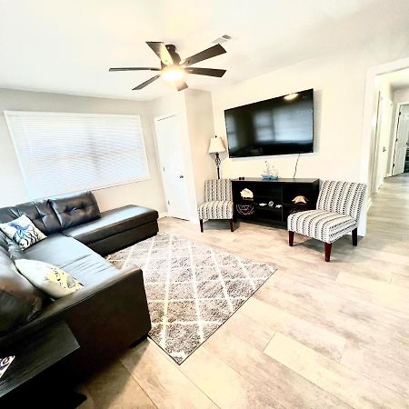 4/2 Home Close To Beach, Centrally Located! Gulfport Kültér fotó